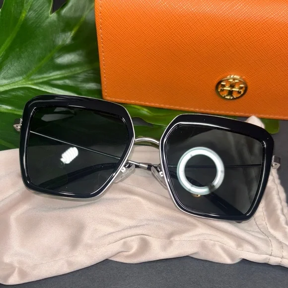 Tory Burch Orange Sunglasses Case - Picture 13 of 16